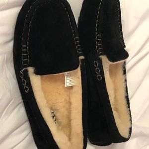 UGG Ansley Slippers Size 6